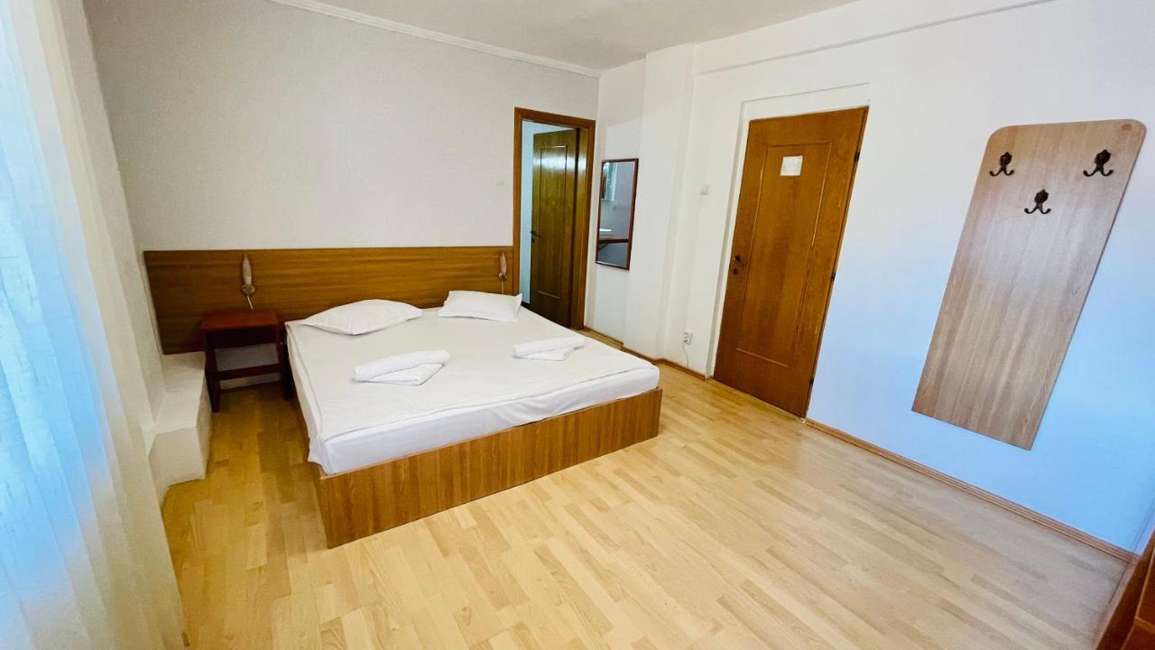 Pensiunea Luminita Buşteni Zewnętrze zdjęcie